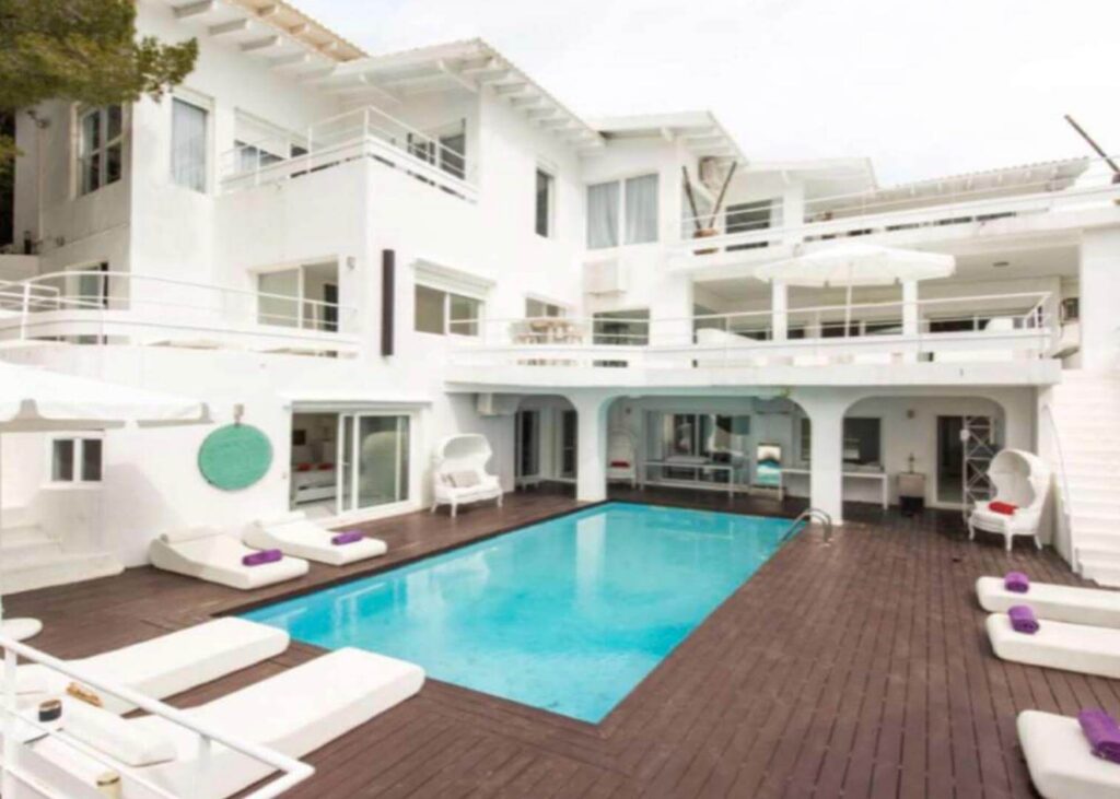 villa can coco exterior